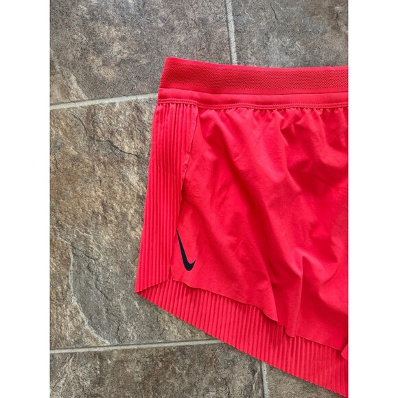 Nike AeroSwift Dri-Fit Adv Mid-Rise 3" Running Shorts
Light Crimson Black XXL - Picture 5 of 12